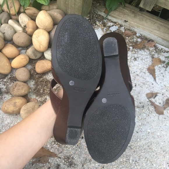 Nurture Brown Leather Wedge Sandals size 9.5 - Picture 5 of 8